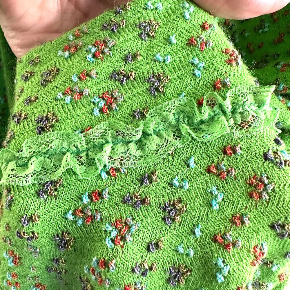 Vintage Green Floral Lounge Dress 1960s Cottagecore Robe Lace Collar Pockets - Picture 4 of 9